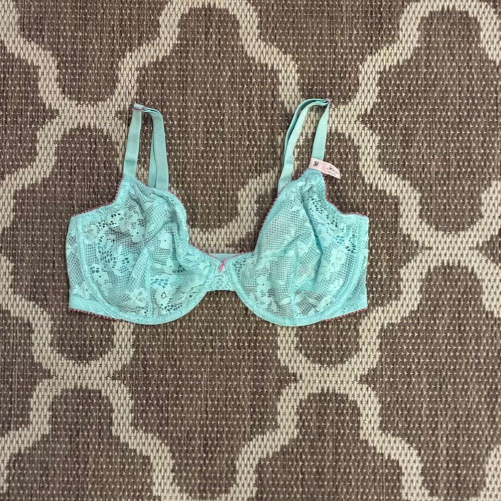 Victoria’s Secret unlined Demi bra size 36DD